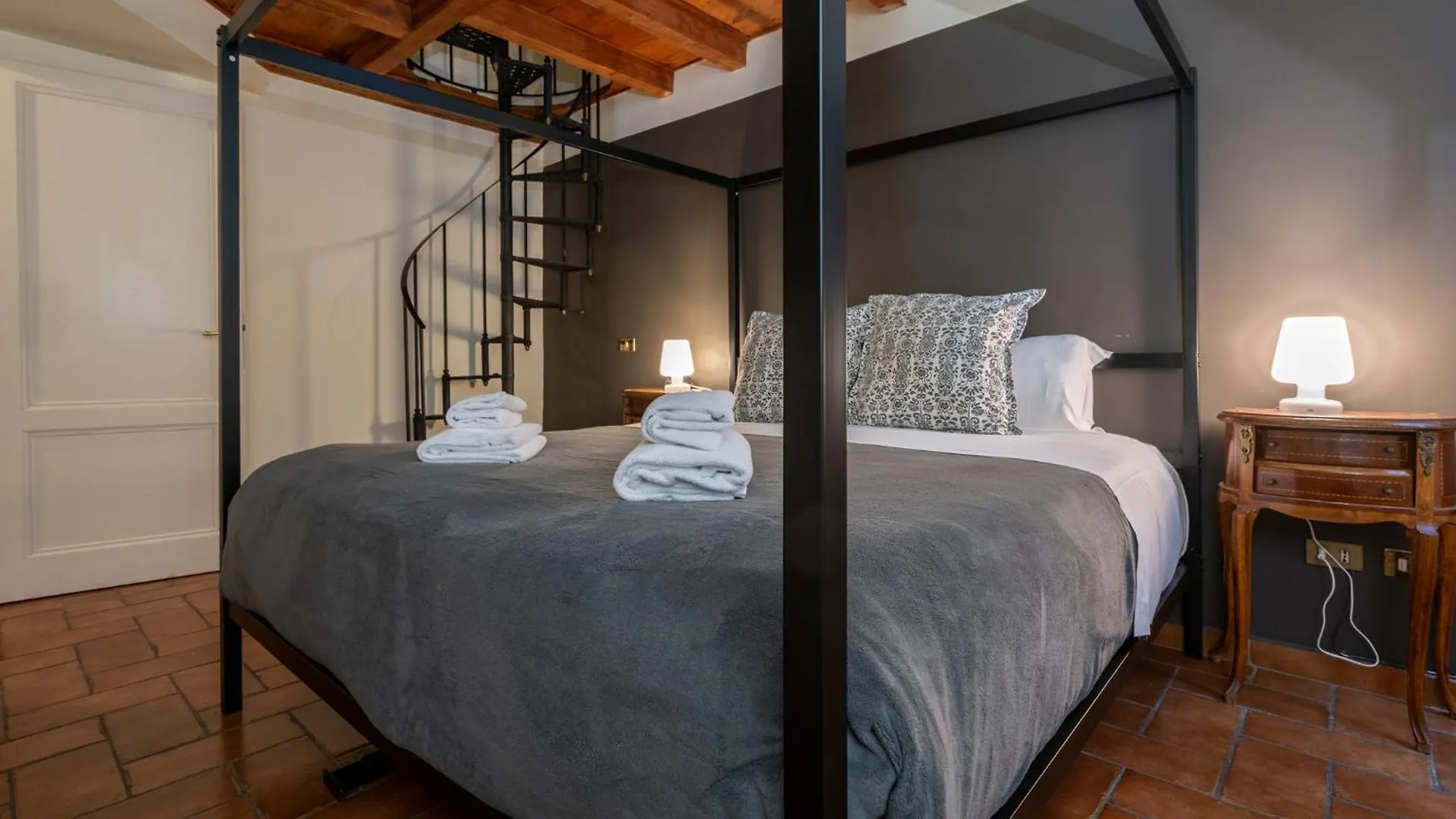 Cappellari Apartments - Campo De' Fiori Rome