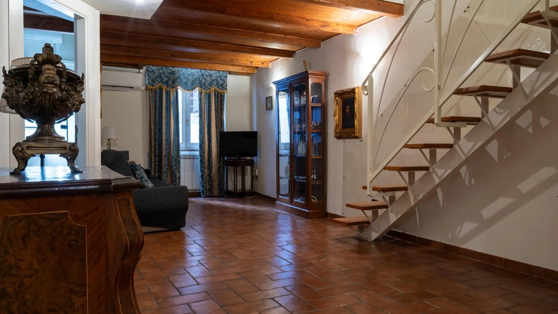 Cappellari Apartments - Campo De' Fiori Rome