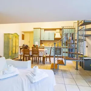  Appartamento A Casa Di Maria Italia